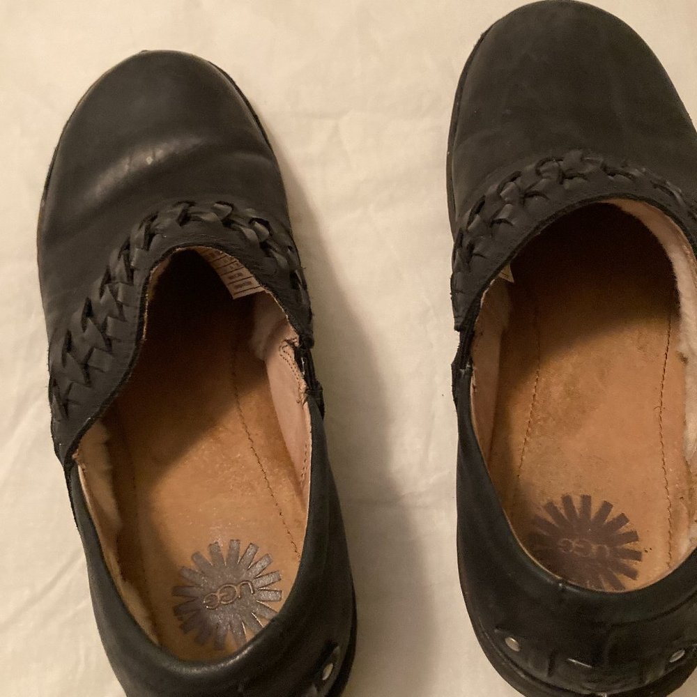 UGG Black Fur-lined leather shoes  Size 10